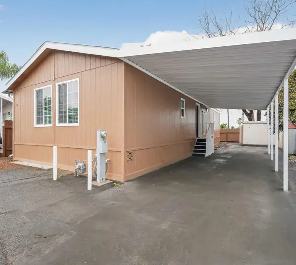 220 Camino Corto #SPC 100, Vista, CA 92083