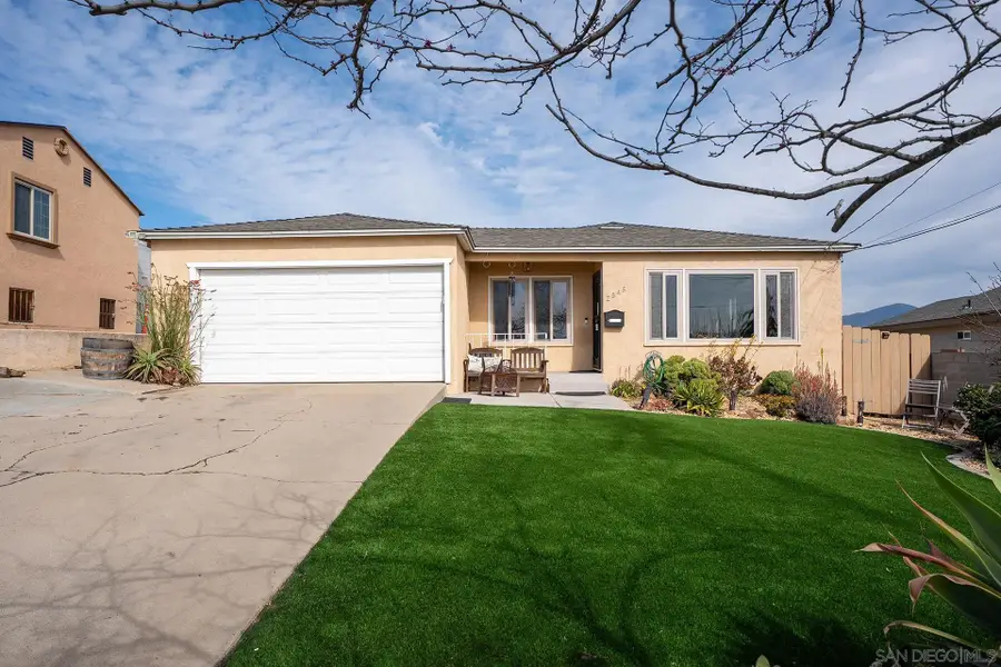 2545 Calle Aguadulce, San Diego, CA 92139 - #3