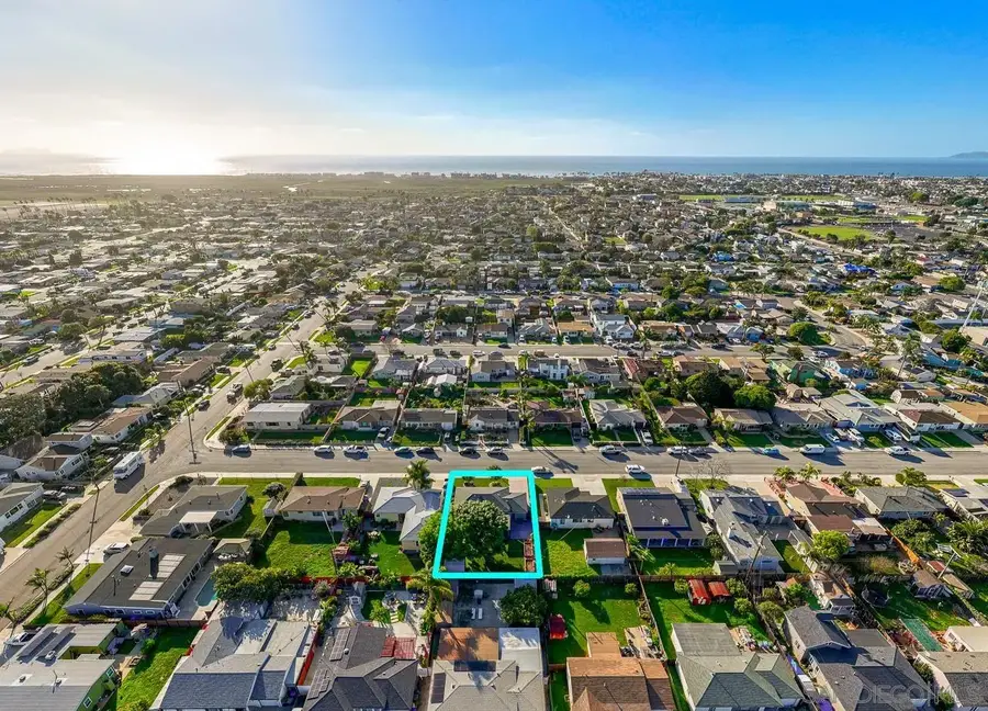 1249 Downing Street, Imperial Beach, CA 91932 - #2