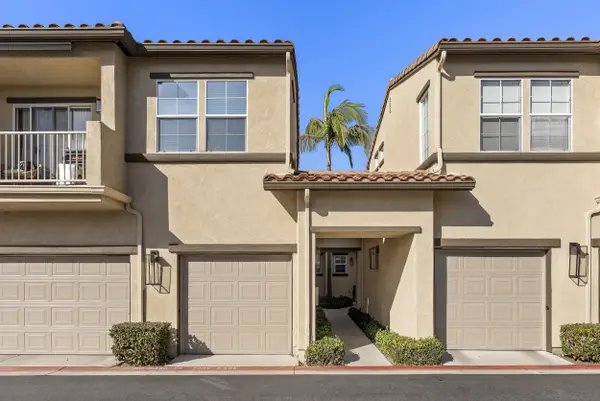 638 Sumner Way #4, Oceanside, CA 92058