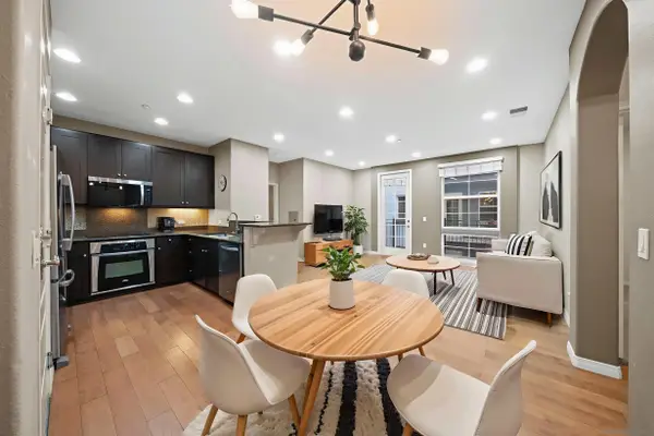 3957 30th St #320, San Diego, CA 92104