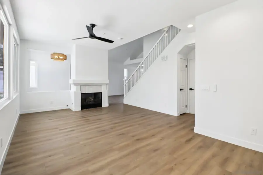 2082 Fairhope Loop, Vista, CA 92081 - #3