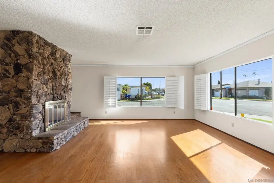 4968 Reynolds St, San Diego, CA 92113 - #2