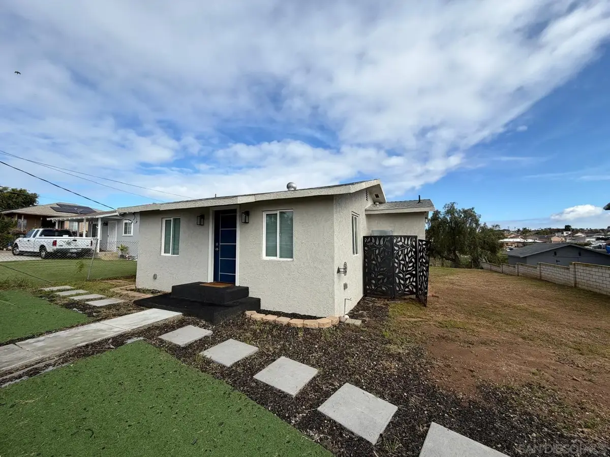 2959 Ridgeway Dr, National City, CA 91950 - #1