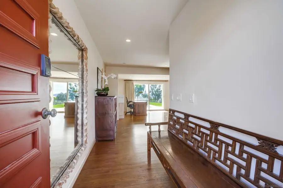 3727 Ticonderoga St, San Diego, CA 92117 - #3