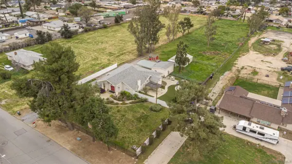 12730 8th St, Yucaipa, CA 92399