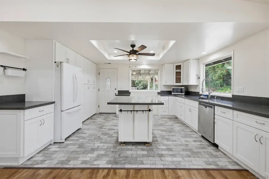 157 Spanish Spur, Fallbrook, CA 92028 - Image #3