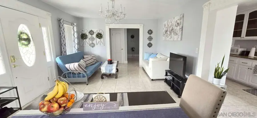 5136 N Saint Malo Ave, Covina, CA 91722 - #3