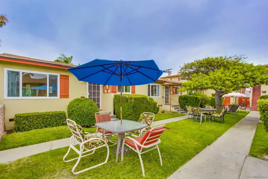 1173-1179 Felspar St., San Diego, CA 92109 - #2