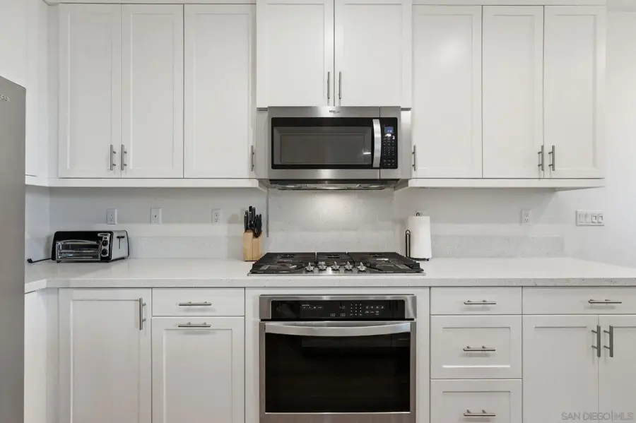 2464 Solara Lane, Vista, CA 92081 - #2