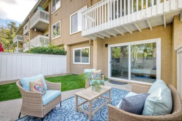 4228 Vista Del Rio Way #2, Oceanside, CA 92057