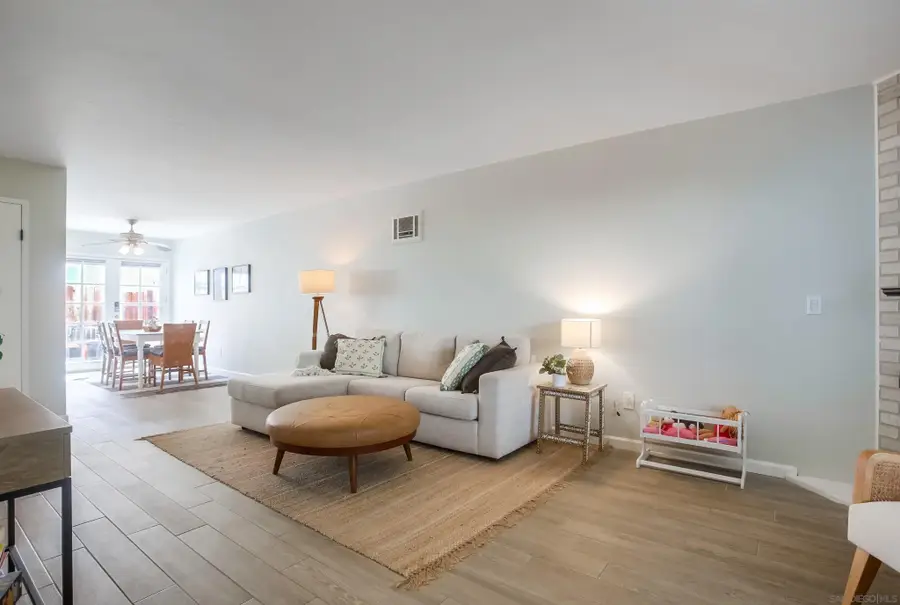 3466 Thunder Dr, Oceanside, CA 92056 - #2