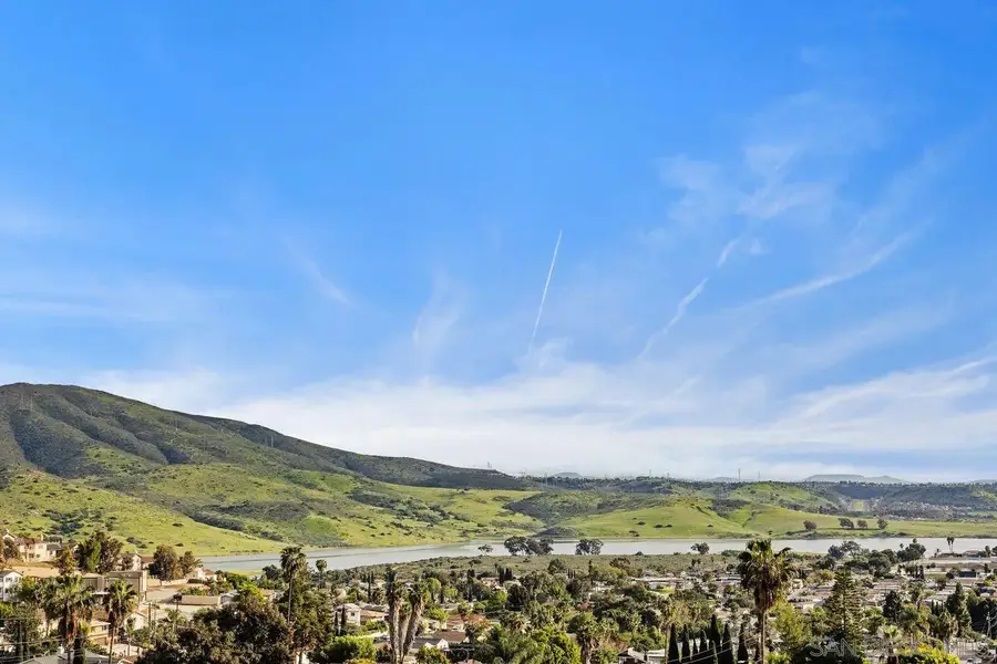 9545 Chestnut St, Spring Valley, CA 91977 - #2