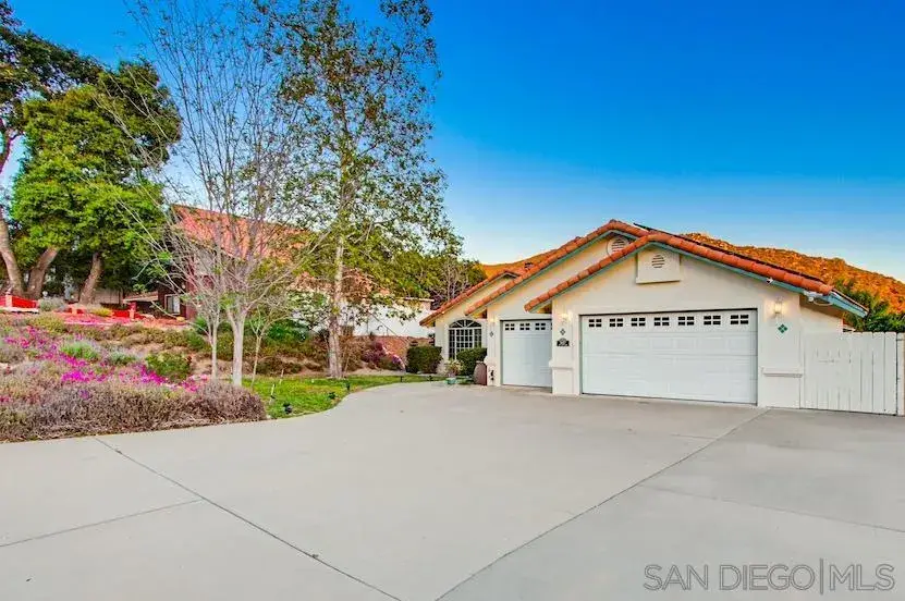 24427 Del Amo Rd, Ramona, CA 92065 - #2