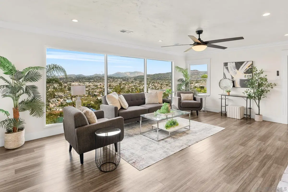 1192 Merritt Dr, El Cajon, CA 92020 - #1