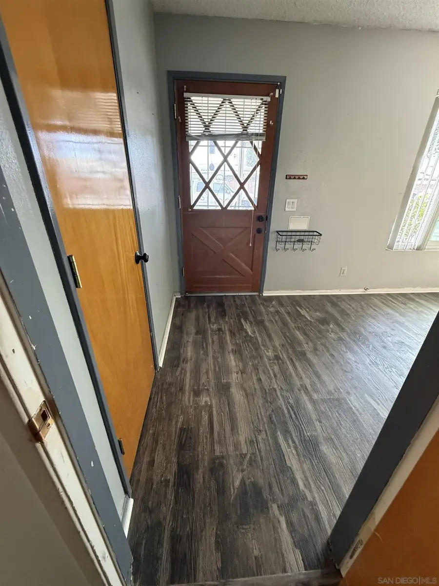 1540 W Whittier Avenue, Hemet, CA 92543 - #2