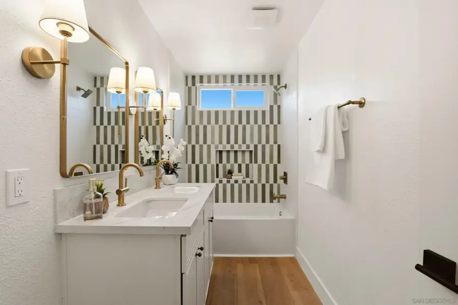 646 Barsby St, Vista, CA 92084 - #3