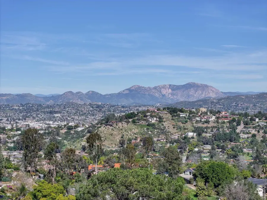 11205 Constellation Dr, El Cajon, CA 92020 - #3