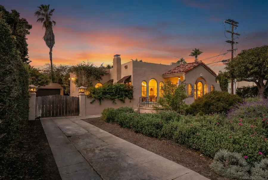 3714 Nimitz Blvd., San Diego, CA 92107 - #2