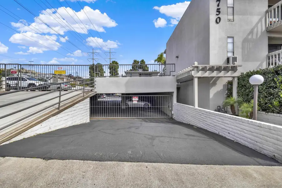 5750 Friars Rd #109, San Diego, CA 92110 - #3