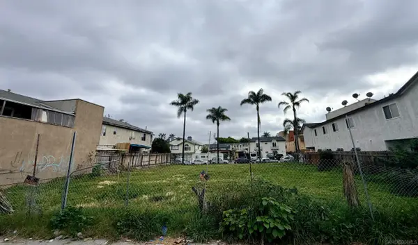 4230 45th St #32-34, San Diego, CA 92115