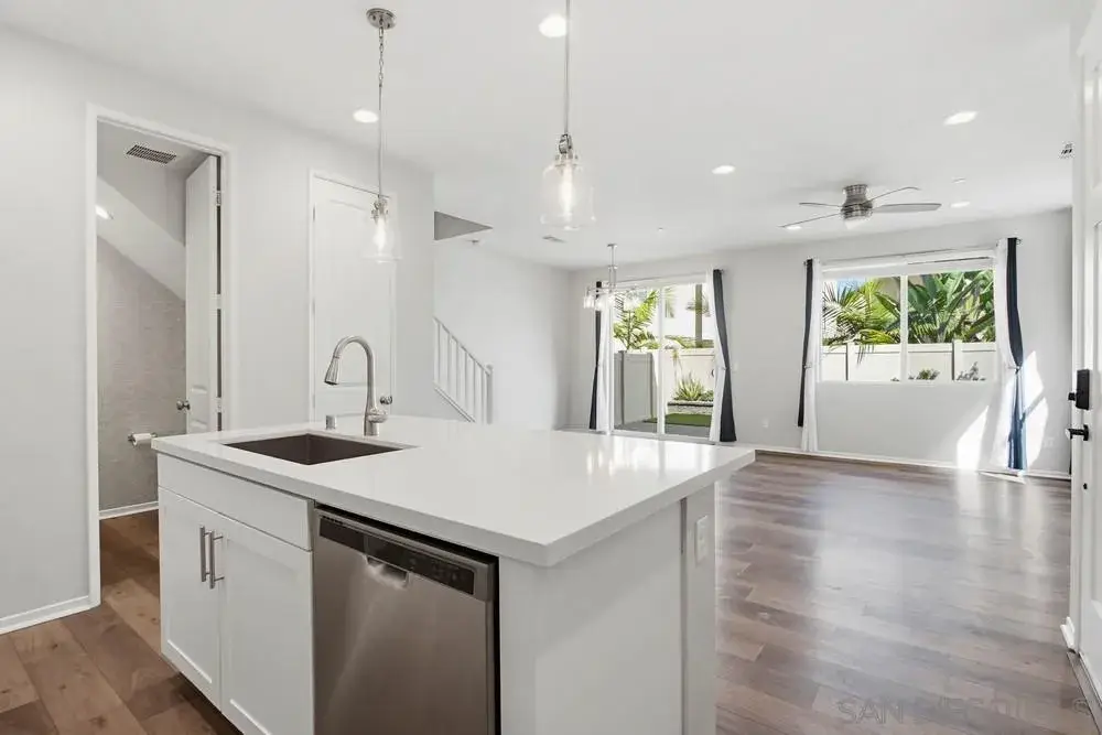 1162 Via Sandia, Oceanside, CA 92056 - #1