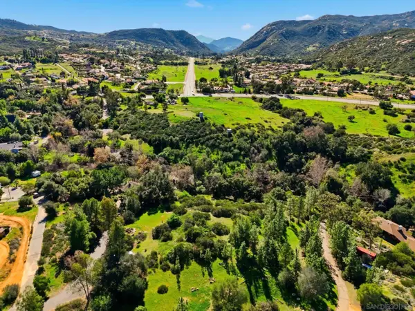 432 Arnold Way #B, Alpine, CA 91901