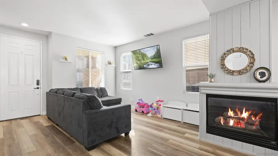 28327 Triese St, Murrieta, CA 92563 - #3