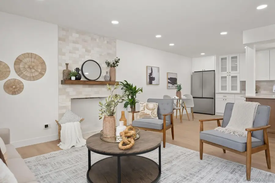 6243 Lake Lomond Dr, San Diego, CA 92119 - #3