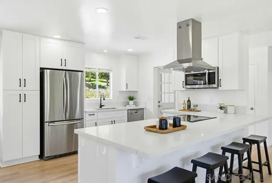 2824 Olive Hill Road, Fallbrook, CA 92028 - #2