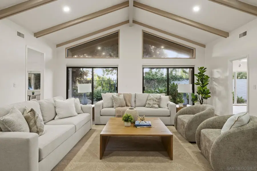 7001 Almaden Ln, Carlsbad, CA 92009 - #2