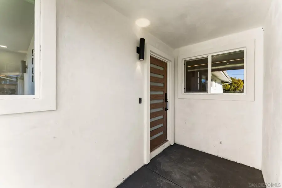 2729 Gobat Ave, San Diego, CA 92122 - #3