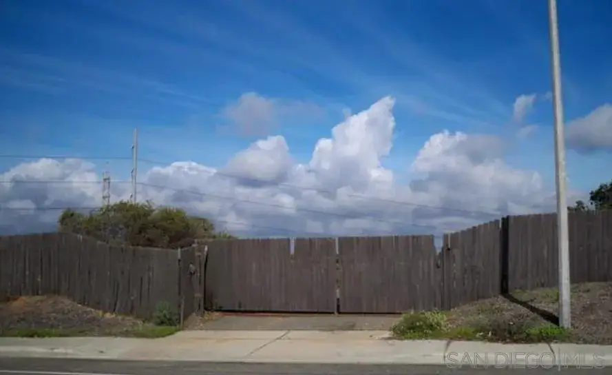 945 E J St., Chula Vista, CA 91910 - #1