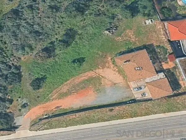 945 E J St, Chula Vista, CA 91910