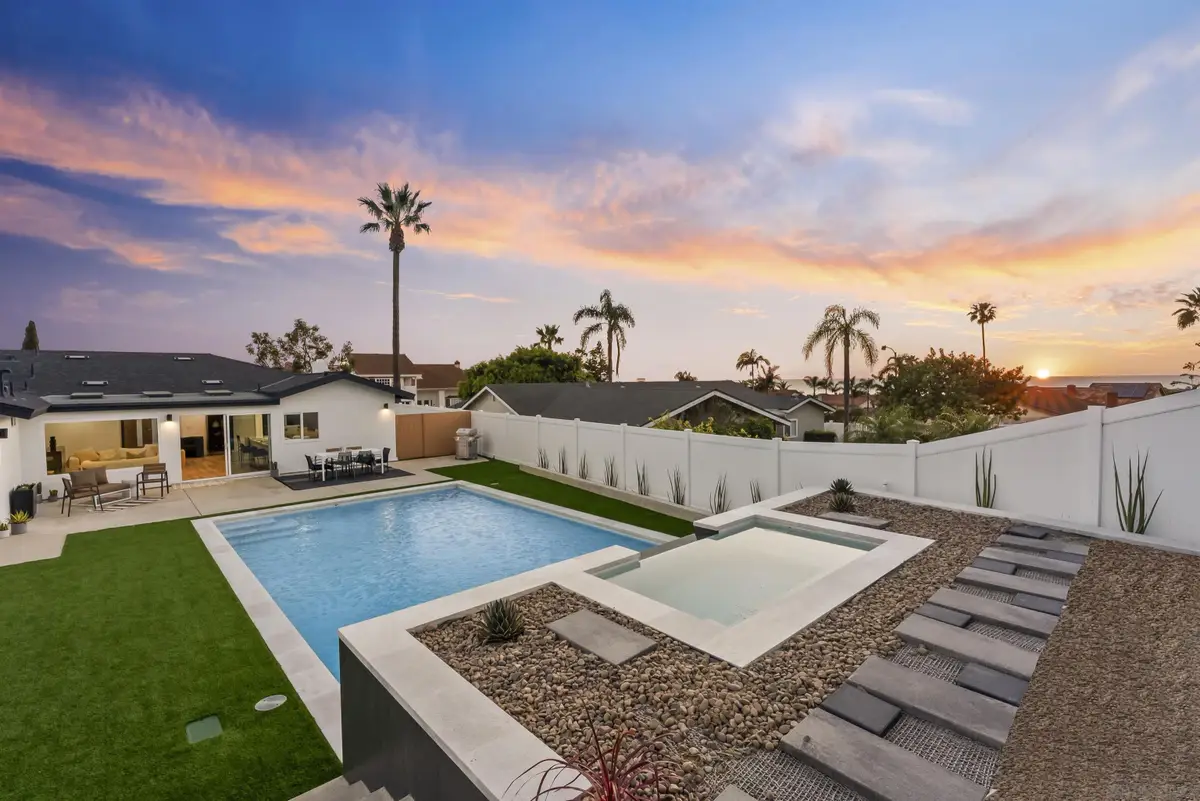 1110 Sea Village Dr, Cardiff, CA 92007 - #1