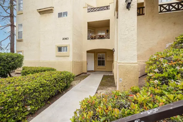 2063 Lakeridge Circle #101, Chula Vista, CA 91913