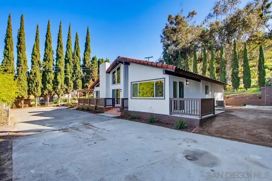 1172 North Ave, Escondido, CA 92026 - #2