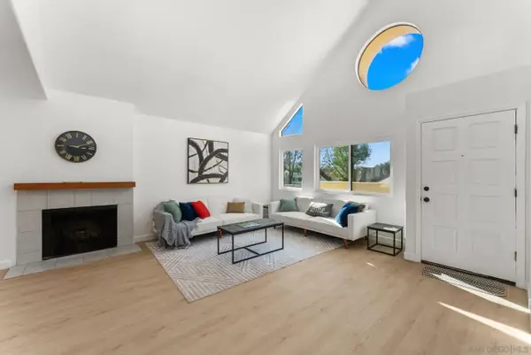 359 N Melrose Drive H, Vista, CA 92083