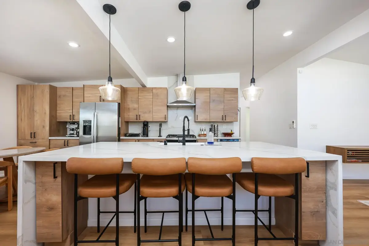 6252 Lake Albano Ave, San Diego, CA 92119 - #1