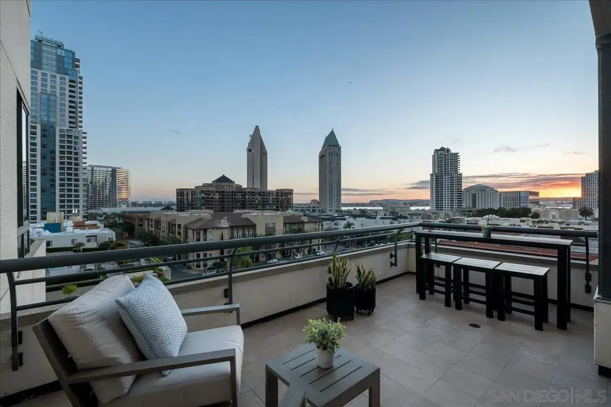 700 Front St #605, San Diego, CA 92101 - #1
