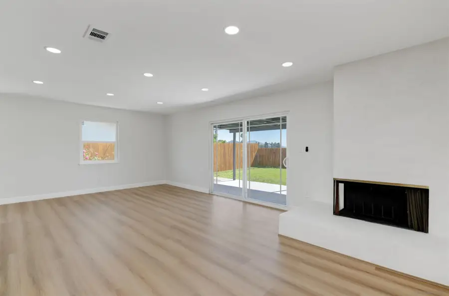 8375 Lake Ben Ave, San Diego, CA 92119 - #2