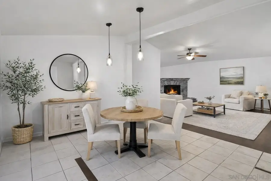 611 Via Santa Paulo, Vista, CA 92081 - #3