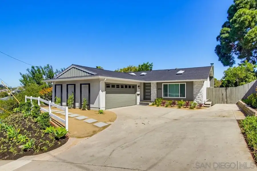 4793 54th, San Diego, CA 92115 - #3