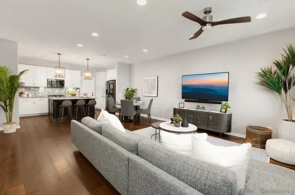 15947 Parkview Loop, San Diego, CA 92127