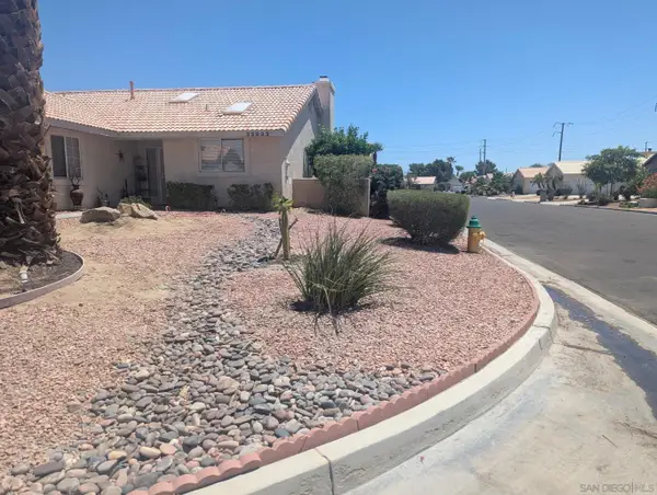 33932 Shady Palms Cir, Thousand Palms, CA 92276