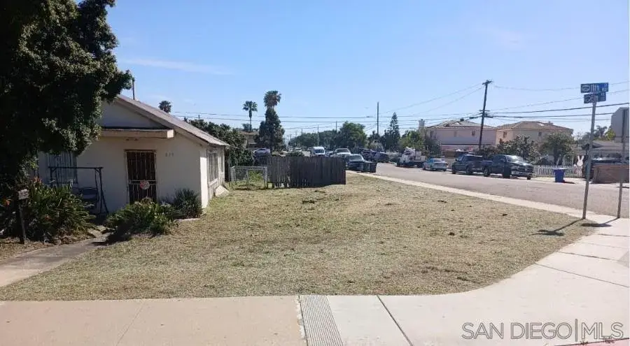 875 11th Street, Imperial Beach, CA 91932 - #2