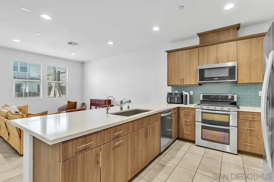 1961 Avenida Citron Unit 115 #115, Chula Vista, CA 91913 - #3