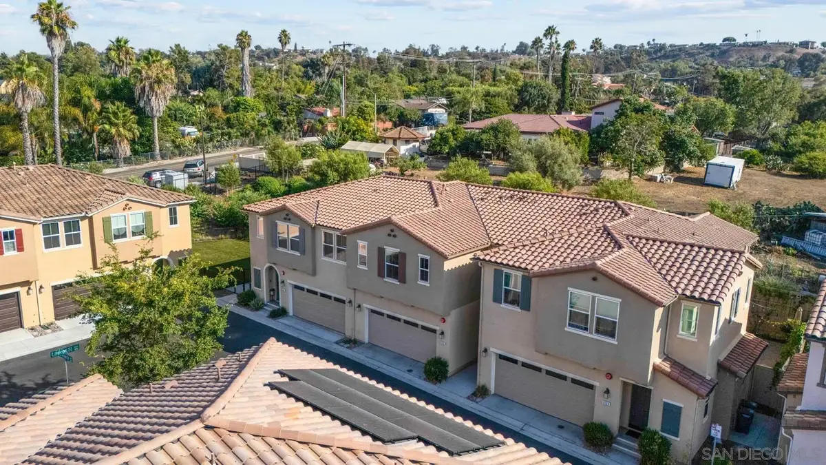 3135 Linwood St, Vista, CA 92081 - #1