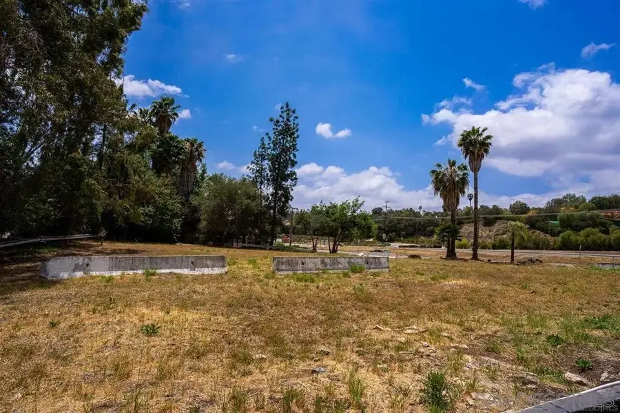 2690 S Escondido Blvd #238-152-16-00, Escondido, CA 92025 - #3