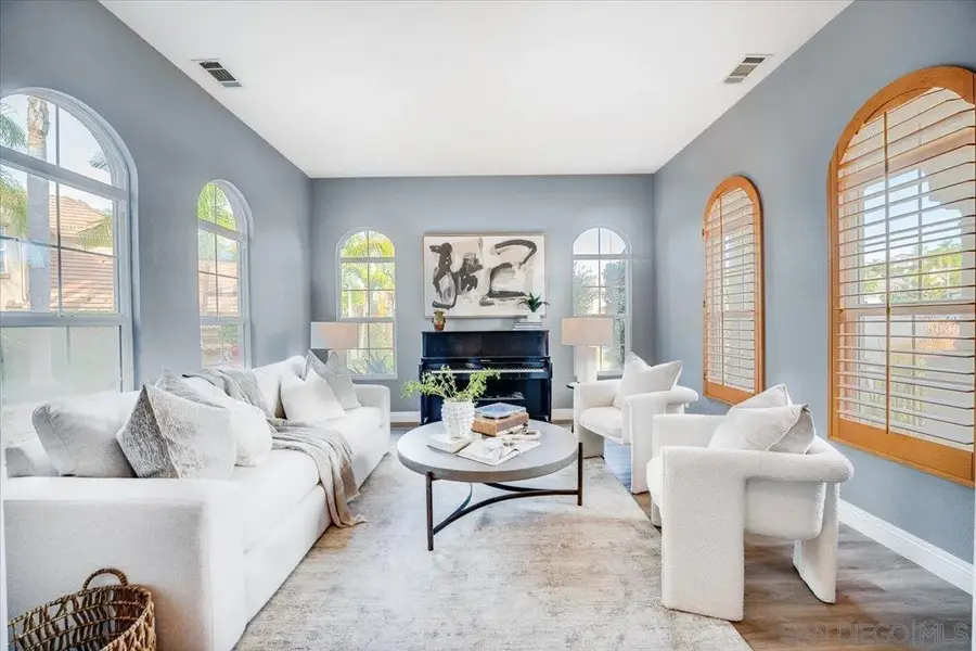 3272 Avenida La Cima, Carlsbad, CA 92009 - #3